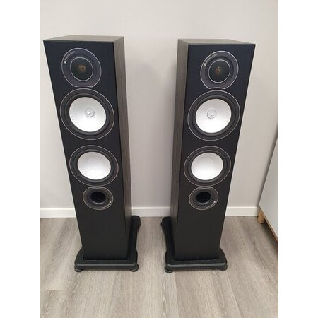 Monitor Audio silver RX6 lattiakaiuttimet